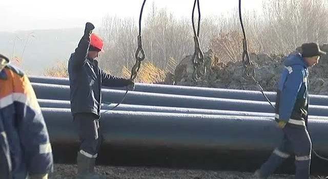 Уссурийскому водоканалу удобнее менять трубы зимой