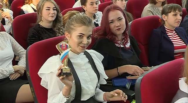 В администрации округа чествовали лучшую молодежь Уссурийска