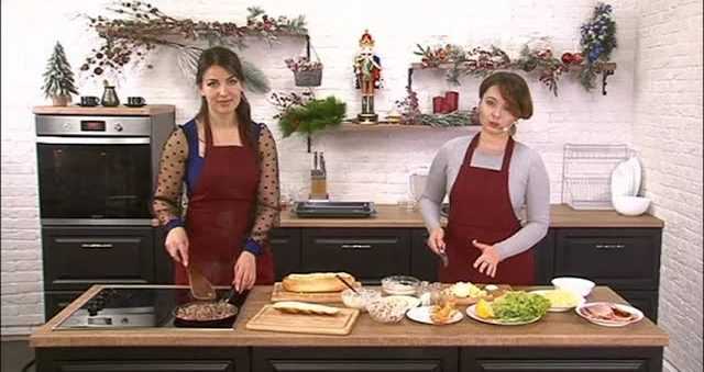 Есть today. 20.12.2018. Готовим фаршированный батон и рулетики с орехами и беконом