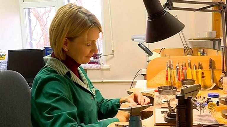 Золотых дел мастера. Ювелиры отмечают профессиональный праздник