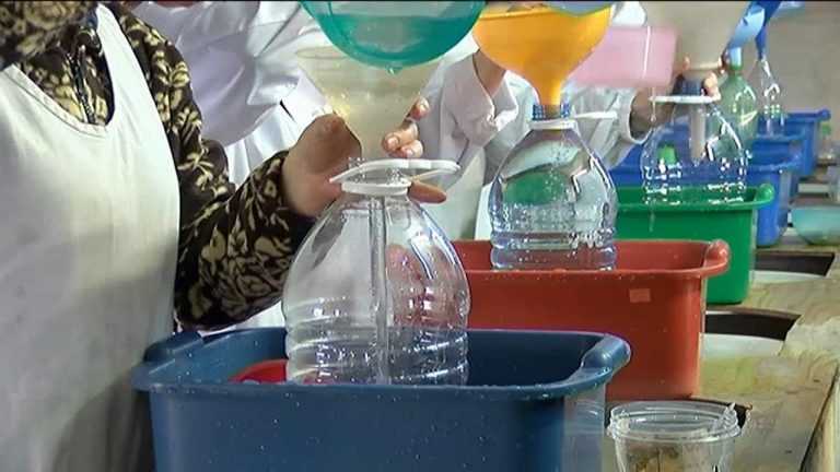 Уссурийцы стояли в очередях за святой водой в праздник Крещения Господня