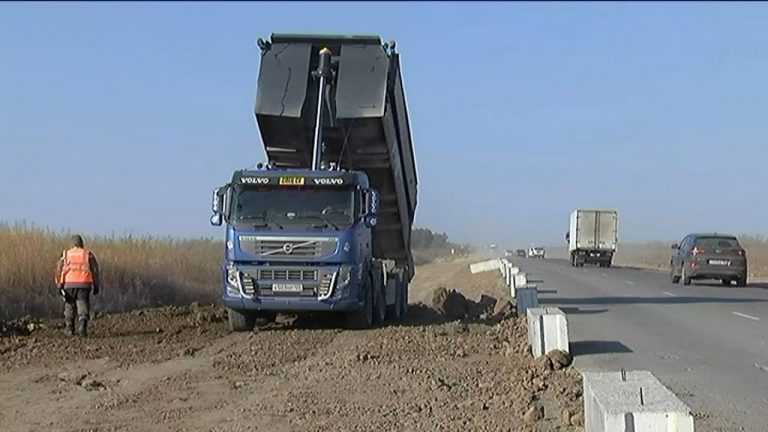 Возобновилась реконструкция трассы в сторону Покровки