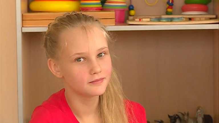Будем вместе. 11-летняя Ксения мечтает о маме и папе