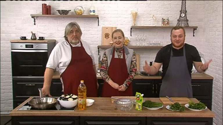 Есть today. 26.02.2019. Фирменное блюдо семьи Сальниченко «Мои любимые баклажаны»