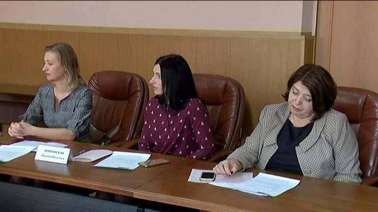 «Школа грамотного родителя» прошла в Уссурийске