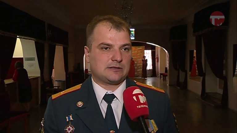 Спасатели Уссурийска отмечают двойной профессиональный праздник