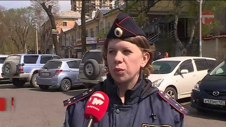 Сотрудники ГИБДД ищут нарушителей на парковках нашего города