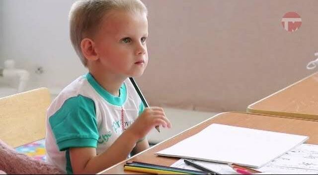 Будем вместе. 4-х летний Руслан ждёт в детском доме маму и папу