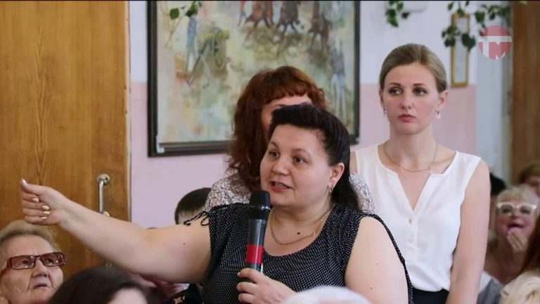 Жители западно-центрального округа Уссурийска задали вопросы власти