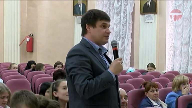 Первый конкурс творческих работ на тему пчеловодства прошел в Уссурийске