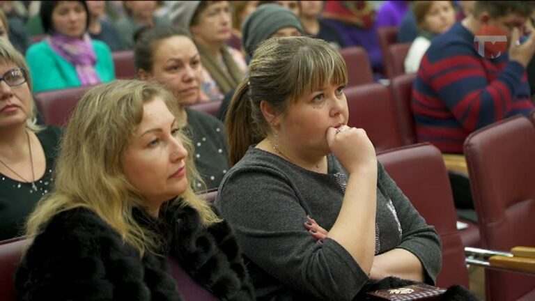 Уссурийским родителям рассказали о вреде снюсов
