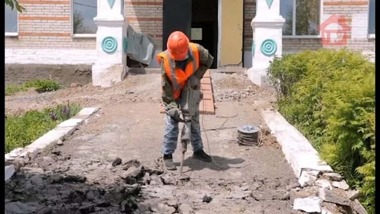 В Кондратеновке ремонтируют клуб