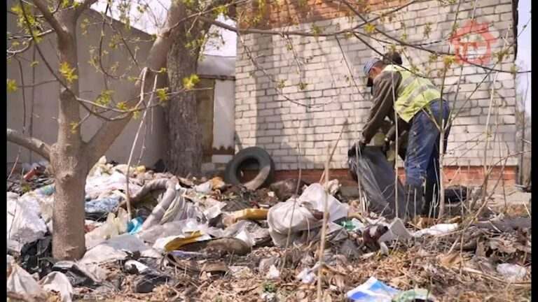 50 КАМАЗов мусора вывезли в Уссурийске со стихийных свалок