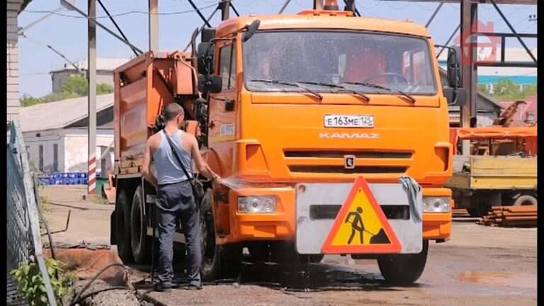 Новая техника поступила в распоряжение дорожников Уссурийска