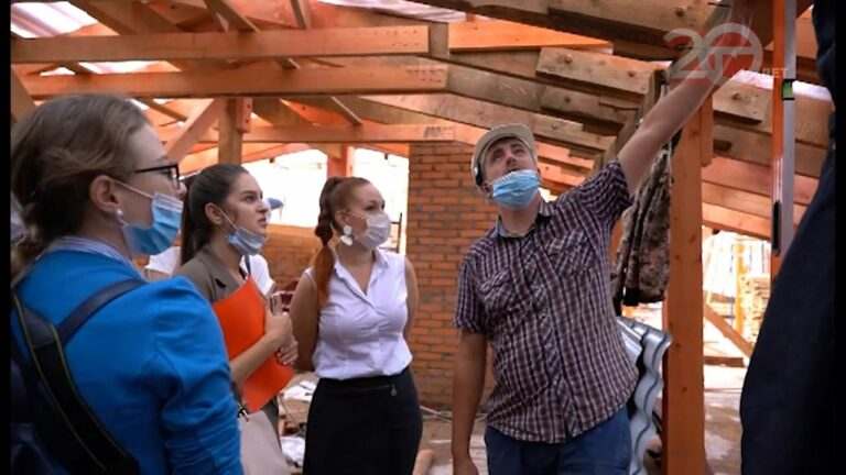 Строительство детского сада в микрорайоне Радужном проконтролировали общественные наблюдатели