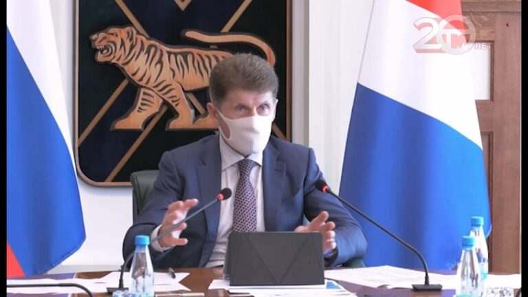 Обеспечить людей правом льготного проезда по социальной карте «Приморец» поручил губернатор края