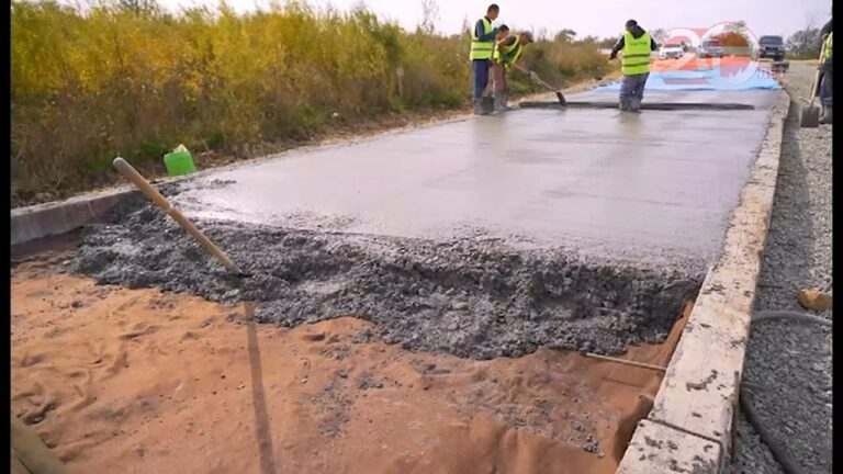 На объездной дороге по улице Новоселова скоро начнут укладывать асфальт