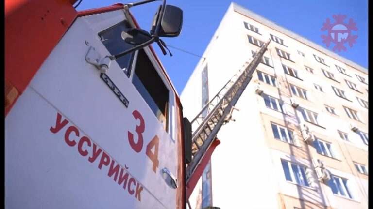 Спасти постояльцев и персонал. Уссурийские пожарные провели учения в гостинице
