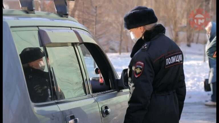Трое учеников младших классов оказались под колесами автомобилей