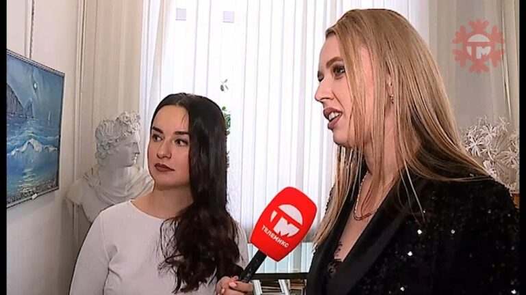 В доме художника открылась выставка-дебют Ксении Королевой-Костровой
