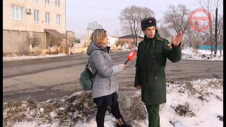 Военнослужащий из Уссурийска получил благодарность полиции за помощь пенсионерке