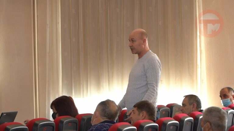 Острые темы ЖКХ активисты Уссурийска  обсудили с властью города