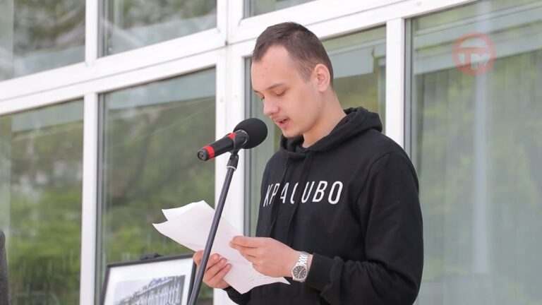 В Уссурийске в память о начале Великой Отечественной войны устроили «громкие чтения»