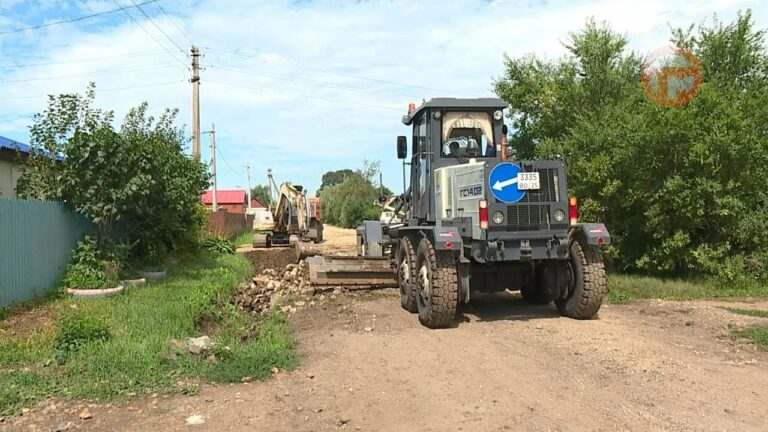 Асфальтирование началось на улице Писарева в Новоникольске