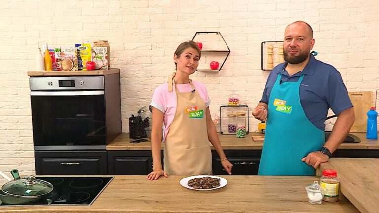 ЕСТЬ Today. 16.09.2021. Куриные котлеты с грибами