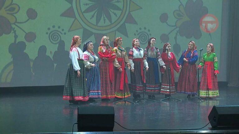 Концерт ко дню пожилого человека прошел в молодежном центре Горизонт