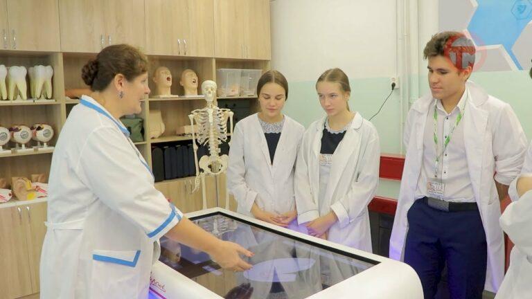 Медицинский класс открыли в 25 школе