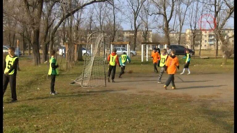 Турнир по мини-футболу устроили в городке Воздвиженском