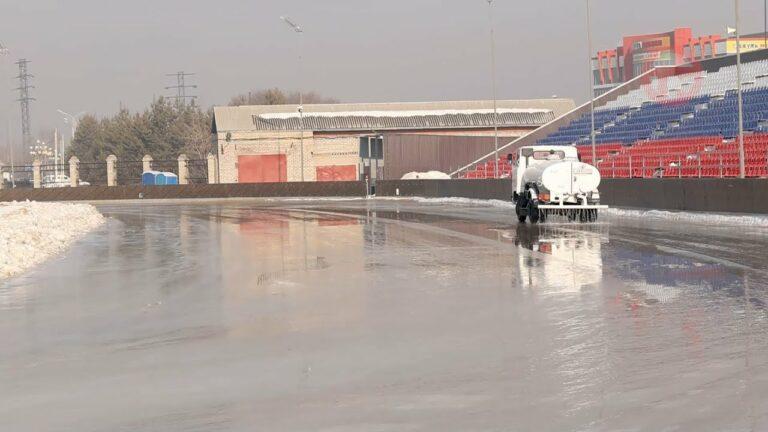 Городские катки готовятся принимать посетителей со следующей недели