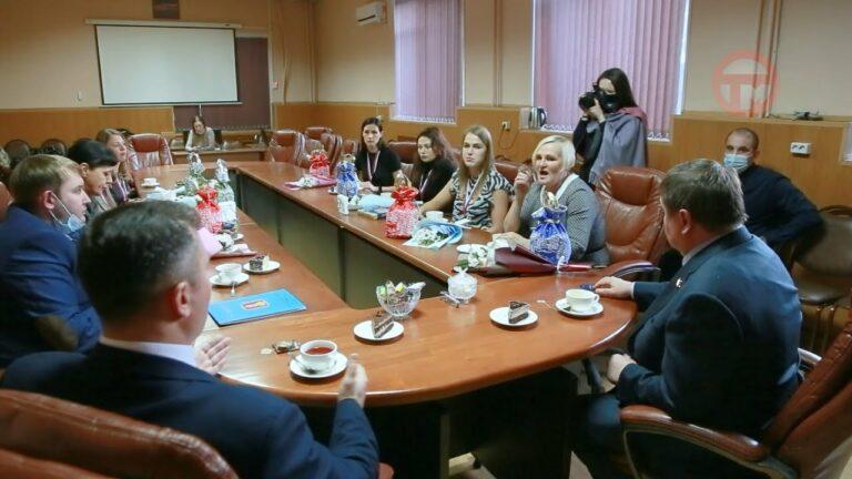 Кубок председателя Думы по волейболу завершился победой уссурийской команды