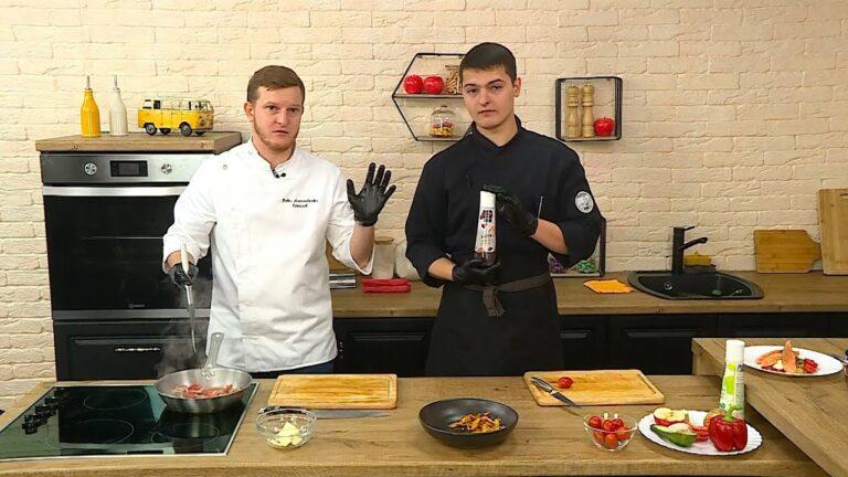 Есть после 6. Слово шефа. 06.12.21. Лосось с яблоками и свинина с картофелем пай