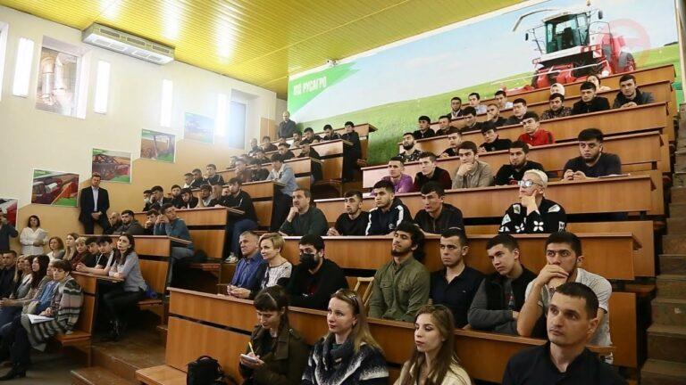 О терроризме и экстремизме поговорили со студентами сельхозакадемии