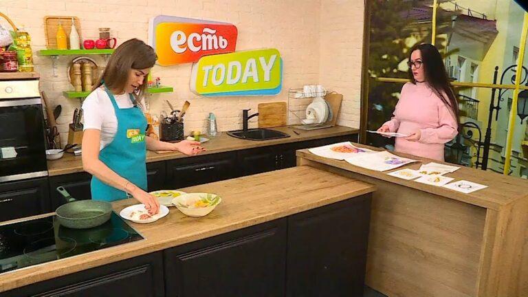 ЕСТЬ Today. 21.06.2022 Котлеты из курицы с кабачком