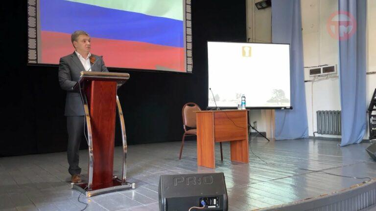 Об установке детской площадки, озеленении говорили жители Тимирязевского на встрече с главой округа