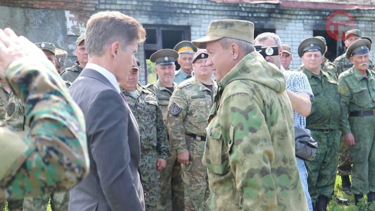 Атаманы Приморья встретились с губернатором Олегом Кожемяко