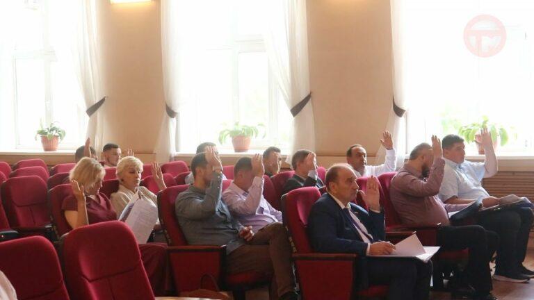 Доходы и расходы городского бюджета увеличились в этом году