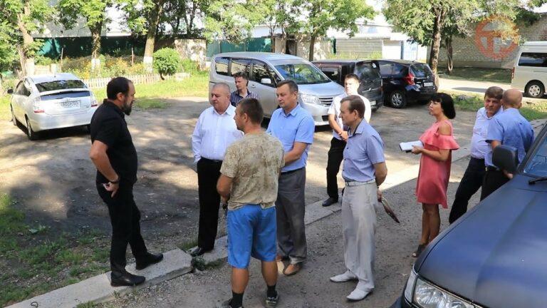 Проезд по городу. Состояние улиц и дворов оценил исполняющий обязанности главы округа