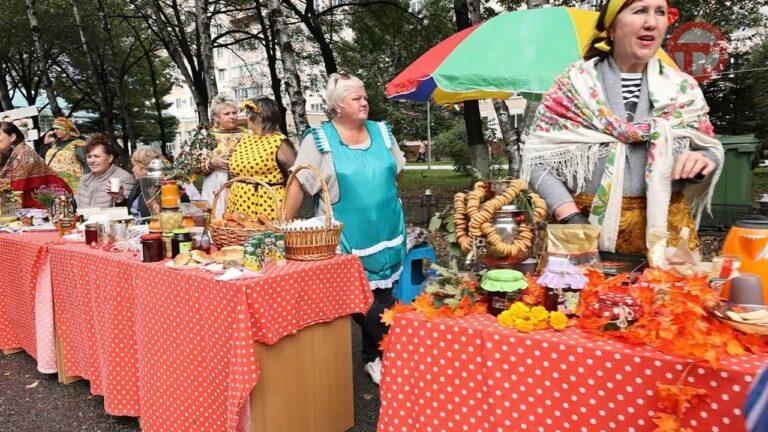 Фестиваль еды прошел на главной улице Уссурийска в честь дня города