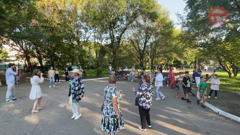 Закрытие сезона летних вечеров прошло в городском парке