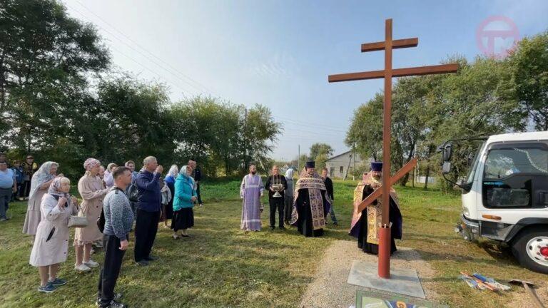 Крест на месте будущего храма установили в Борисовке