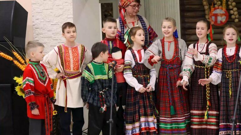 Образцовый хор русской песни «Славица» провёл настоящие гуляния в Горизонте