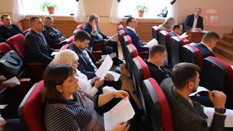 18 дополнительных квартир приобретет администрация округа для детей-сирот к концу декабря