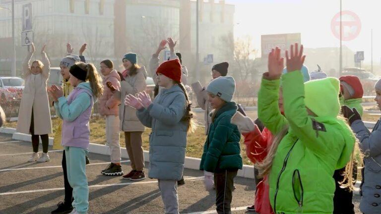 День народного единства в Уссурийске начали с зарядки