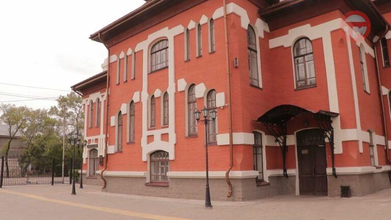 Общественные наблюдатели проверили, как идут работы в театре имени Веры Комиссаржевской