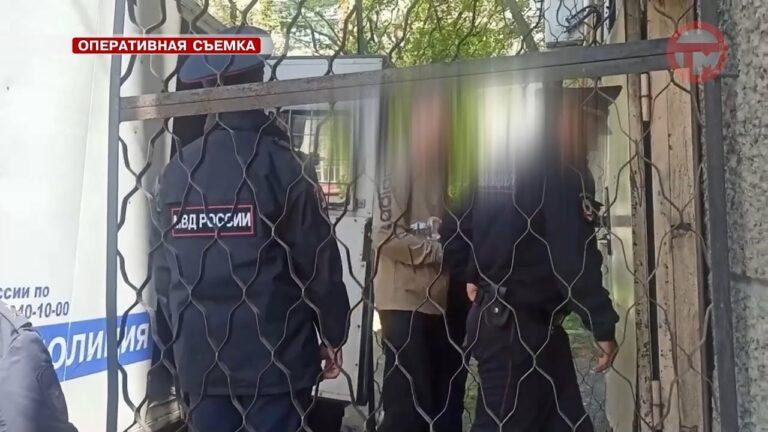 Курьера-мошенника, похитившего у пенсионеров почти два миллиона рублей, задержала полиция