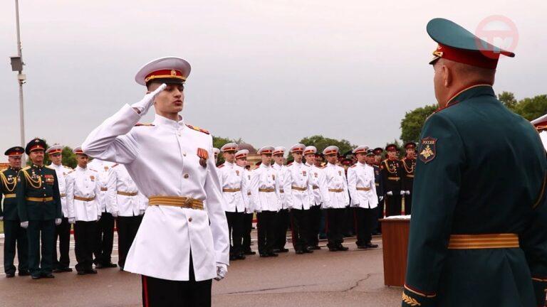 Отгремел 76-ой выпускной в уссурийском Суворовском училище